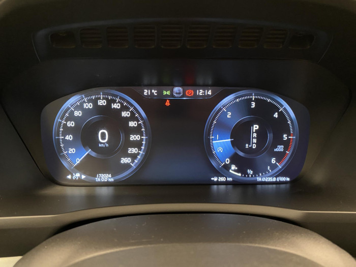 Volvo XC90 D5 AWD INSCRIPTION AUT CZ 2.0 d