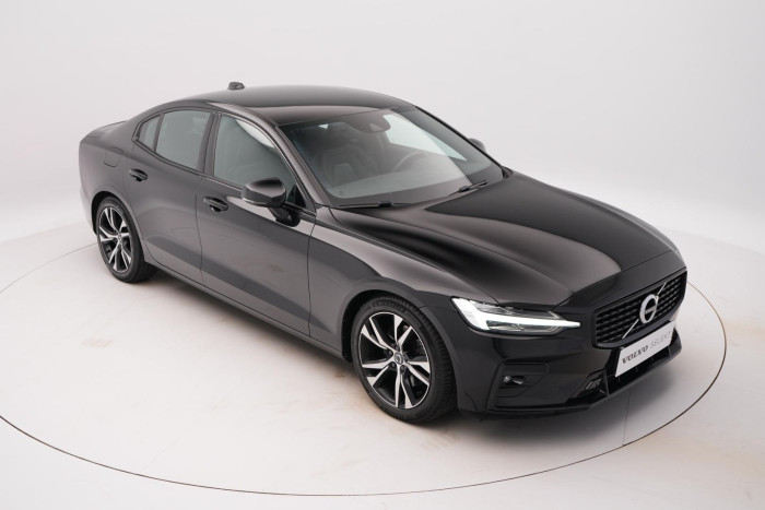 Volvo S60 B4 R-DESIGN AUT REZERVACE