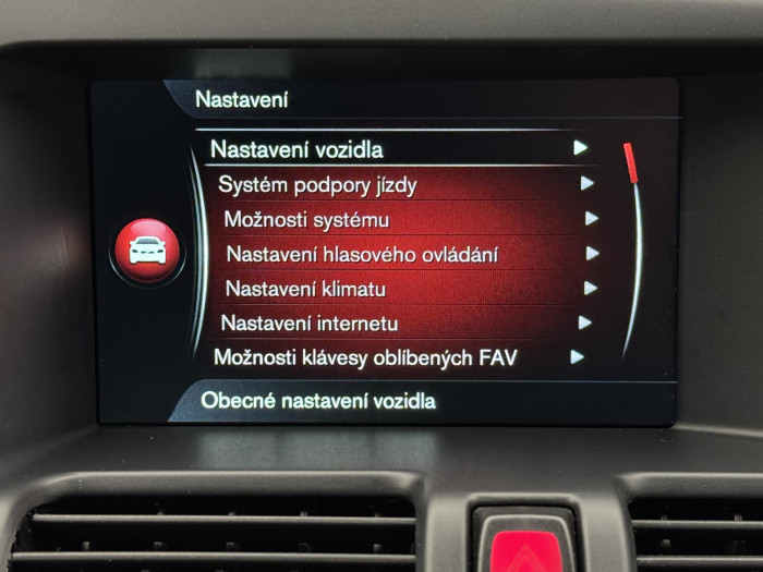 Volvo XC60 D4 AWD CLASSIC 2.4 d Classic Classic