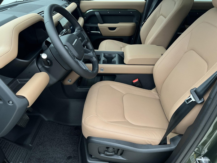 Land Rover Defender 110 D350 X-DYNAMIC HSE AWD AUT 3.0 d Dynamic