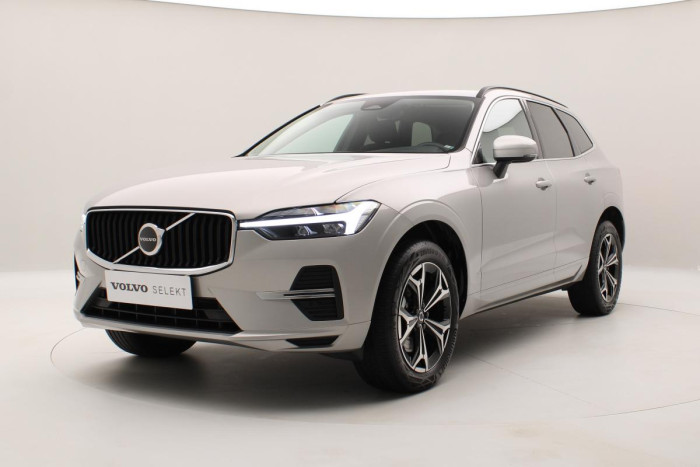 Volvo XC60 B4 MOMENTUM PRO REZERVACE 2.0 Momentum