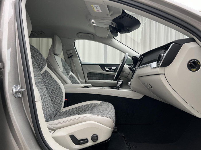 Volvo V60 D3 MOMENTUM AUT 2.0 d Momentum