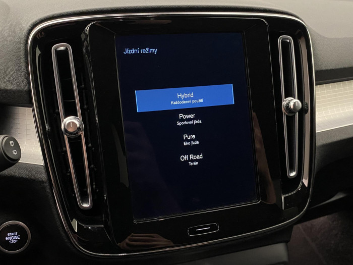 Volvo XC40 T5 INSCRIPTION RECHARGE AUT