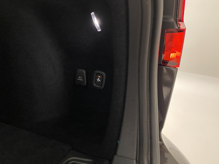 Volvo V60 CC B5 AWD PLUS REZERVACE