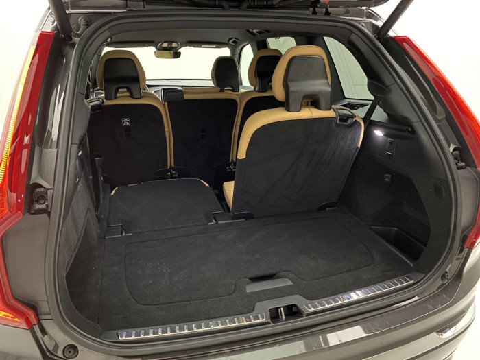 Volvo XC90 B5 AWD PLUS AUT REZERVACE 2.0 Plus