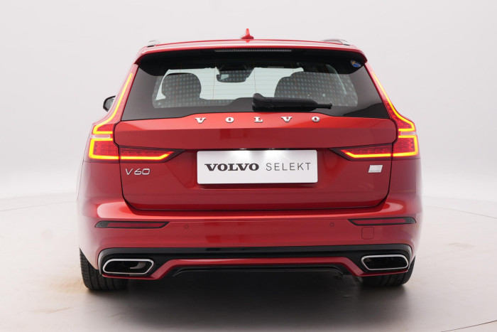 Volvo V60 T6 AWD RECHARGE R-DESIGN