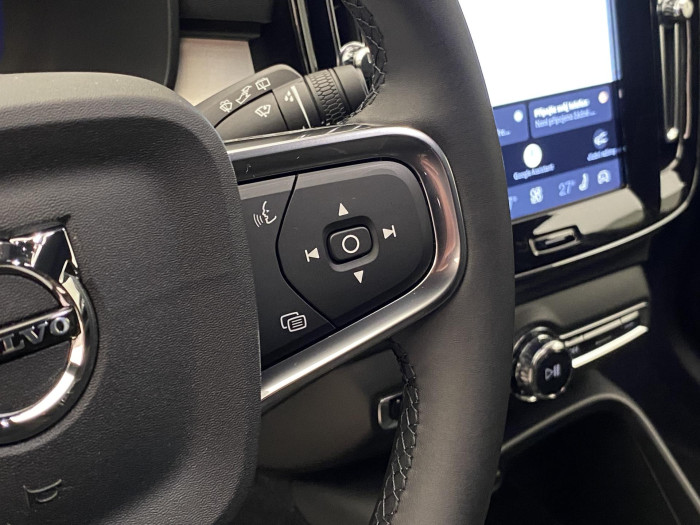 Volvo XC40 B4 AUT DARK PLUS