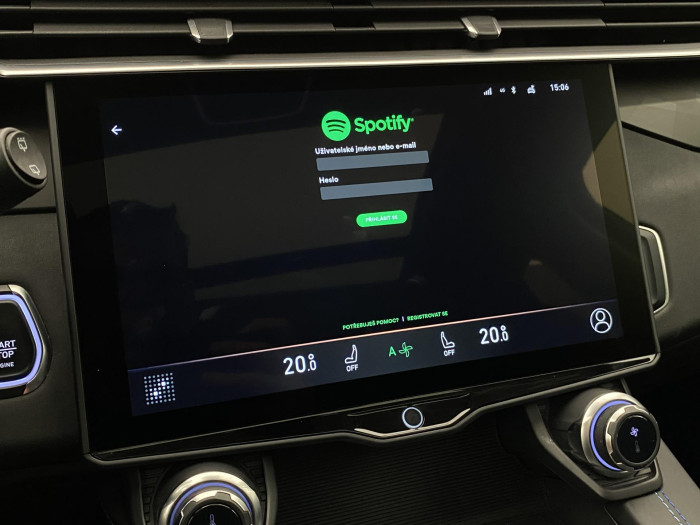 Lynk & Co 01 HEV DCT AUT 1.maj