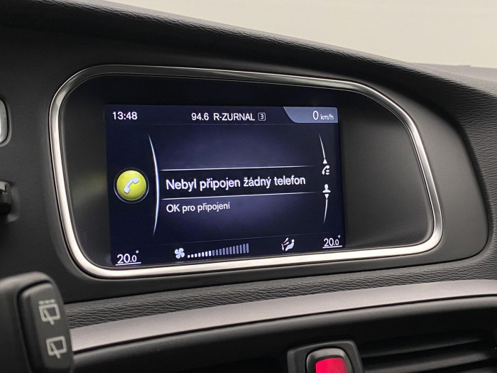 Volvo V40 D2 MOMENTUM AUT NAVIGACE 2.0 d Momentum