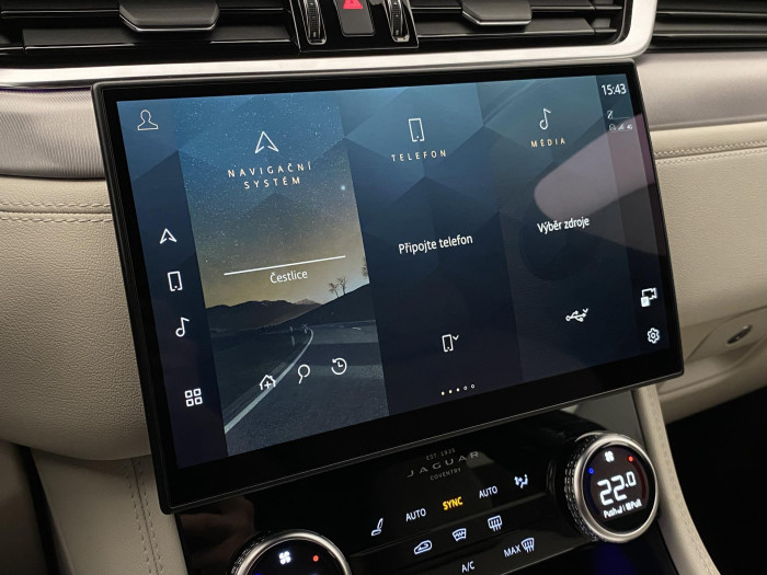 Jaguar F-Pace P250 AWD R-DYNAMIC REZERVACE 2.0 Dynamic