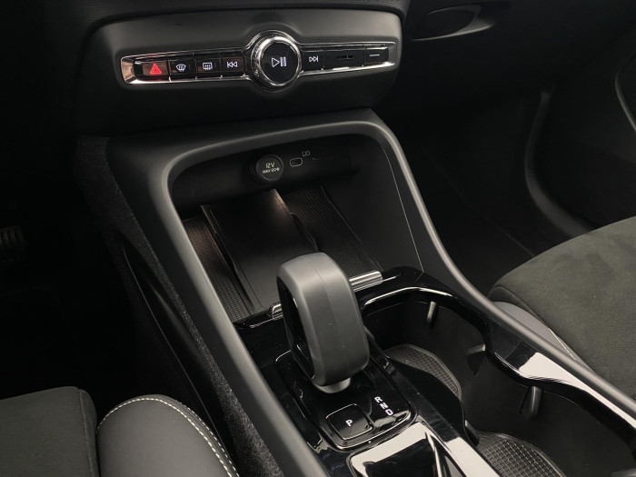 Volvo XC40 B4 AWD BRIGHT PLUS AUT