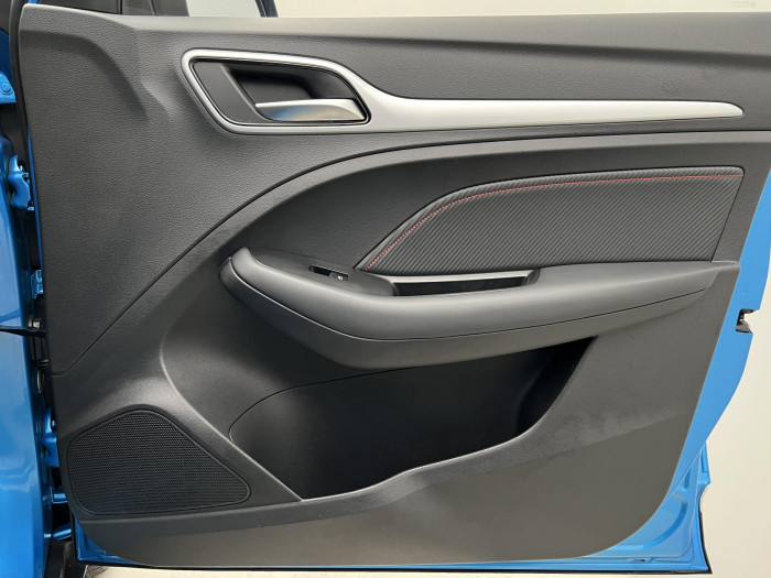 MG ZS 1.5 ESSENTIAL PLUS CZ 1.maj.