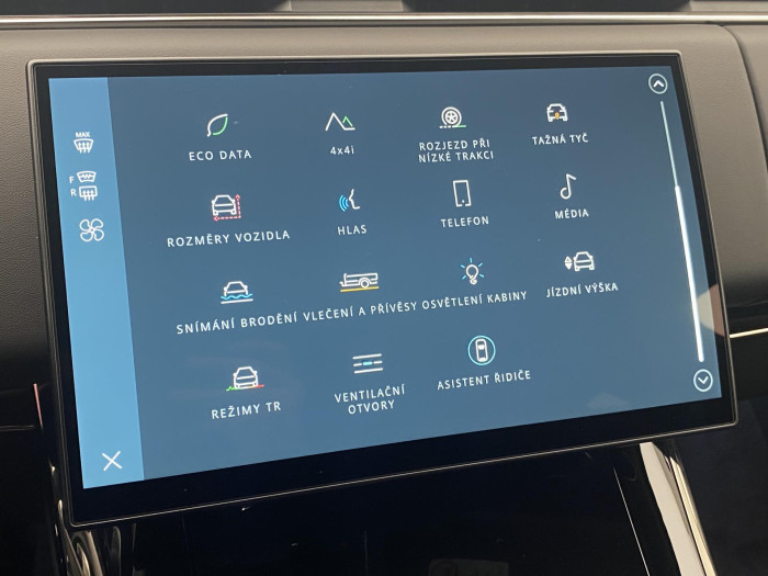 Land Rover Range Rover Sport D300 DYNAMIC SE AWD REZERVACE 3.0 d Dynamic SE