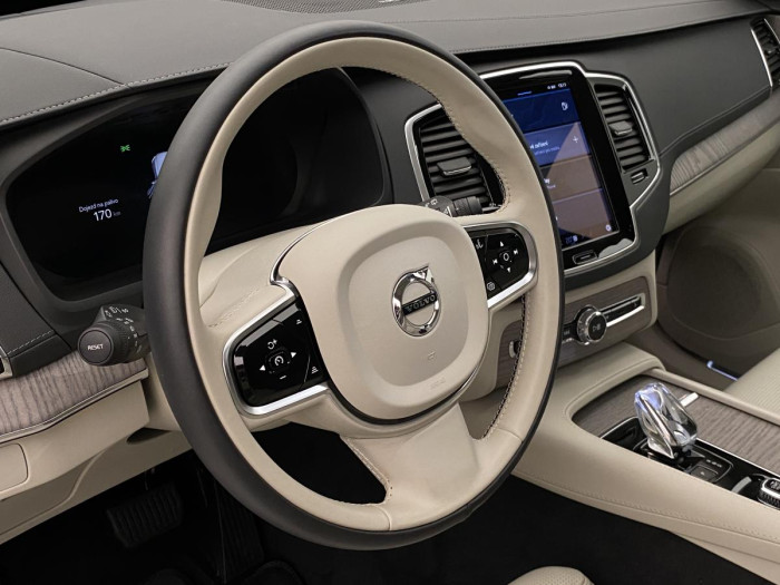 Volvo XC90 B5 AWD PLUS AUT REZERVACE 2.0 Plus