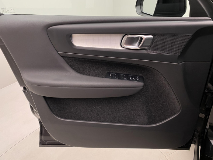 Volvo XC40 B4 CORE AUT CZ