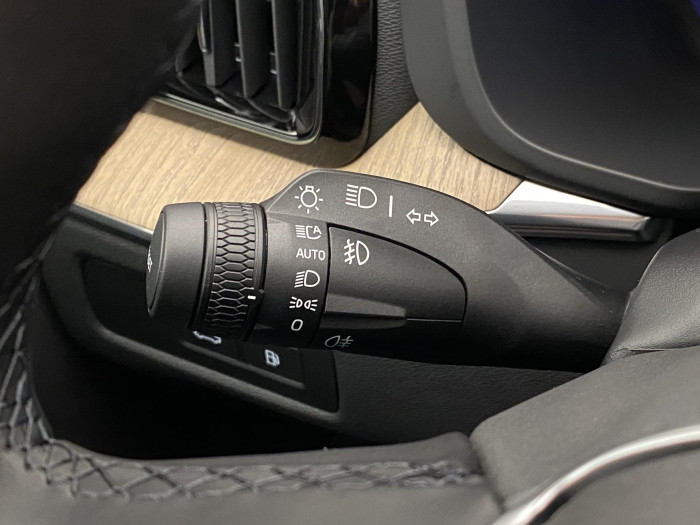 Volvo XC60 T6 AWD AUT DARK PLUS