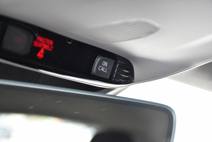 Volvo V40 D2 BLACK EDITION REZERVACE 2.0 d Edition