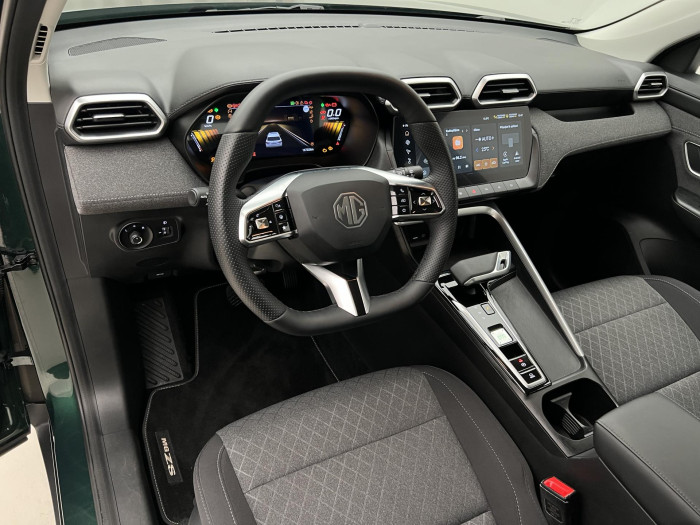 MG ZS 1.5 EMOTION HYBRID+ AUT CZ