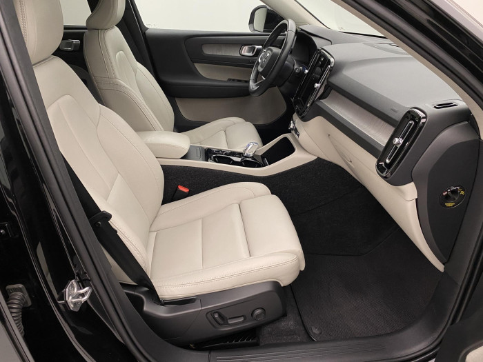 Volvo XC40 D4 AWD INSCRIPTION AUT CZ 2.0 d