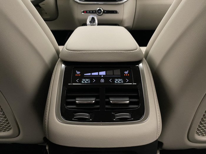 Volvo XC90 T8 AWD RECHARGE BRIGHT PLUS 7m