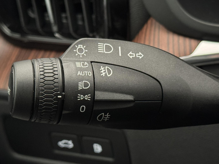 Volvo XC60 T8 AWD RECHARGE BRIGHT PLUS