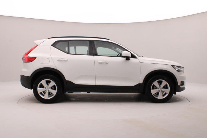 Volvo XC40 T3 KINETIC AUT CZ 1.maj
