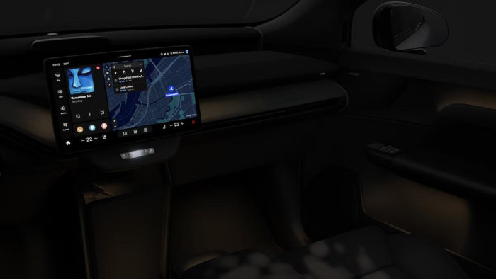 Volvo EX60 PURE ELECTRIC PLUS