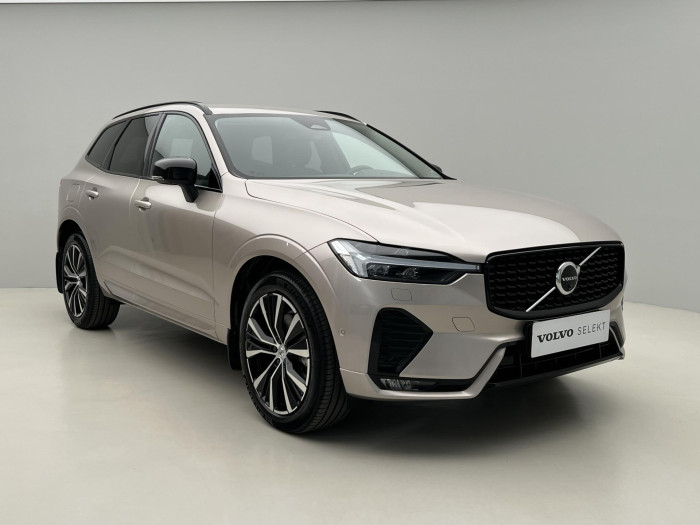 Volvo XC60 B4 AWD PLUS DARK AUT 1.maj.