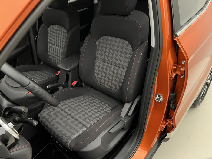MG ZS 1.5 ESSENTIAL PLUS CZ