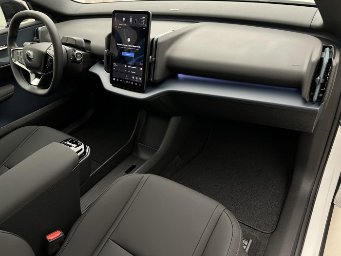 Volvo EX30 CC AWD TWIN MOTOR ULTRA AUT CC CC