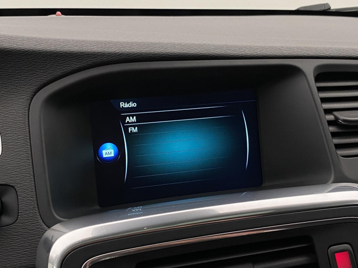 Volvo V60 D4 SUMMUM AUT NAVIGACE 2.0 d Summum