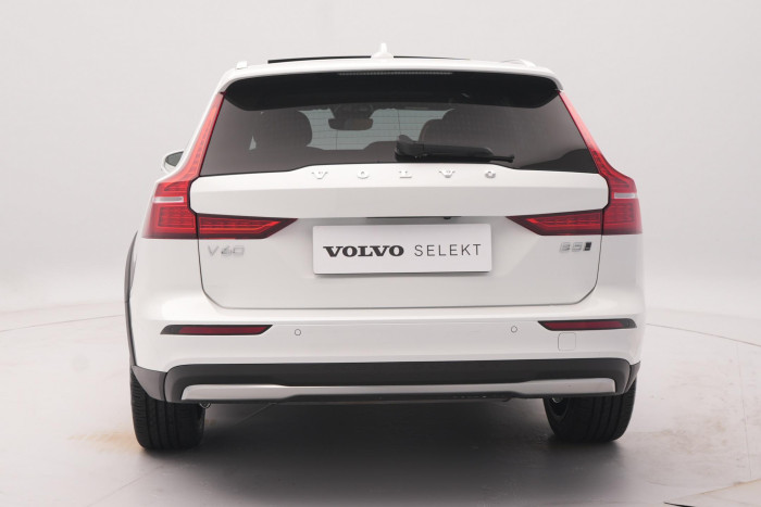 Volvo V60 CC B5 AWD ULTIMATE REZERVACE 2.0 CC CC