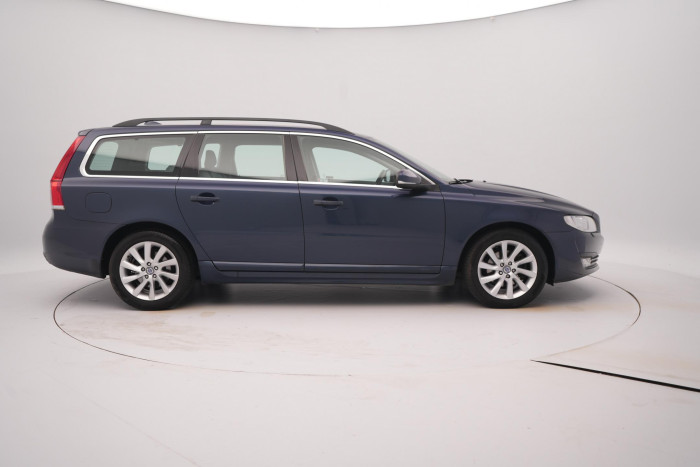 Volvo V70 D4 MOMENTUM CZ 1.maj 2.0 d Momentum