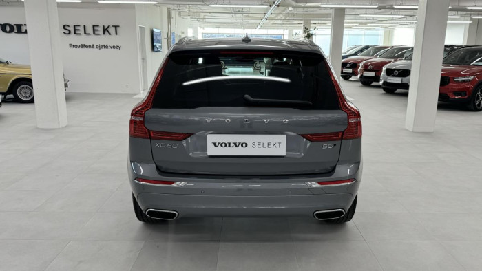 Volvo XC60 B5 AWD INSCRIPTION REZERVACE