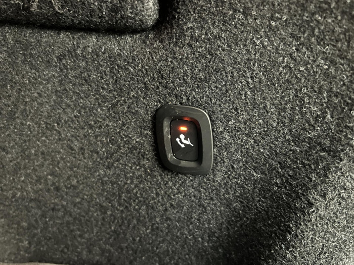 Volvo XC40 B4 PLUS BRIGHT AUT CZ