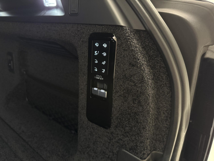 Land Rover Range Rover P530 AUTOBIOGRAPHY REZERVACE