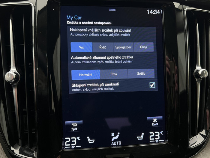 Volvo XC60 B5 AWD INSCRIPTION AUT CZ