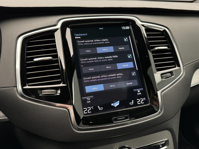 Volvo XC90 B5 AWD R-DESIGN AUT CZ