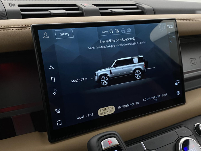 Land Rover Defender 110 D300 X AWD REZERVACE 3.0 d