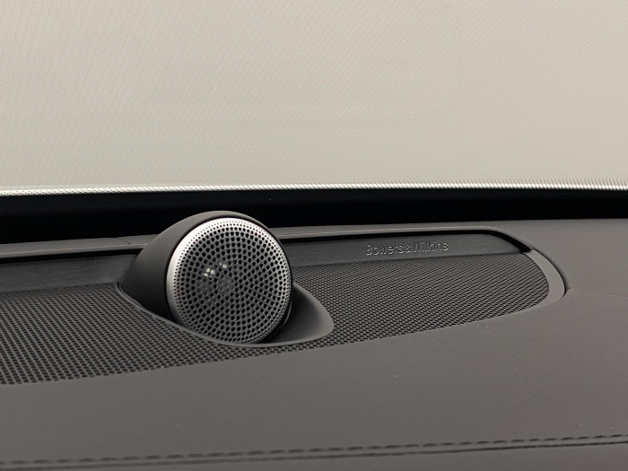 Volvo XC90 B6 AWD R-DESIGN REZERVACE