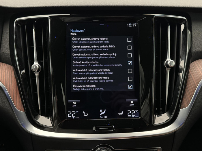 Volvo S60 B4 INSCRIPTION AUT CZ