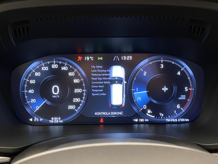 Volvo XC60 D3 MOMENTUM CZ 2.0 d Momentum