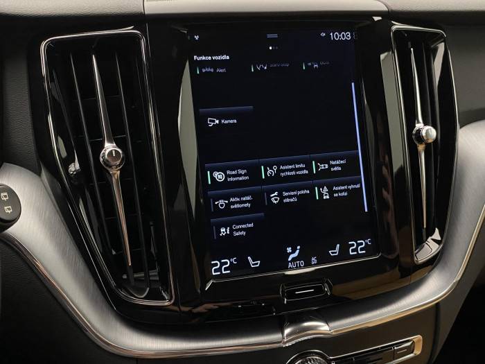 Volvo XC60 T5 AWD MOMENTUM AUT CZ 2.0 Momentum