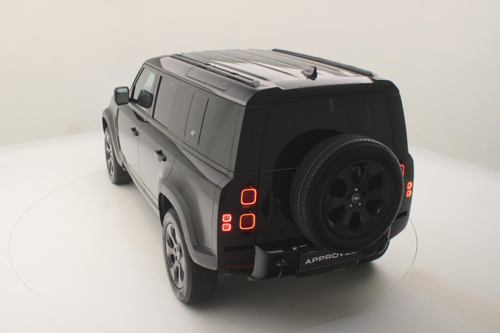 Land Rover Defender D300 SE AWD AUT CZ REZERVACE 3.0 d SE