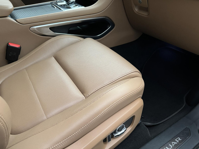 Jaguar F-Pace D200 S AWD AUT 2.0 d