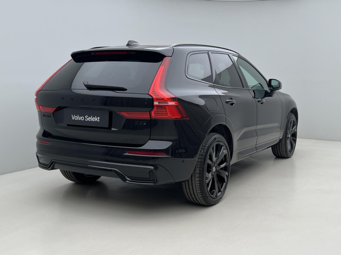 Volvo XC60 B5 AWD ULTRA BLACK EDITION AUT 2.0 Edition