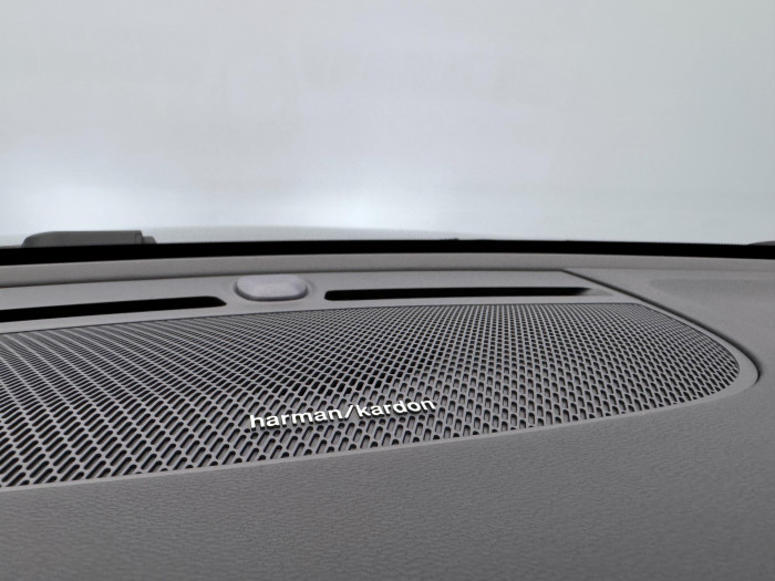 Volvo XC40 B3 AUT DARK PLUS