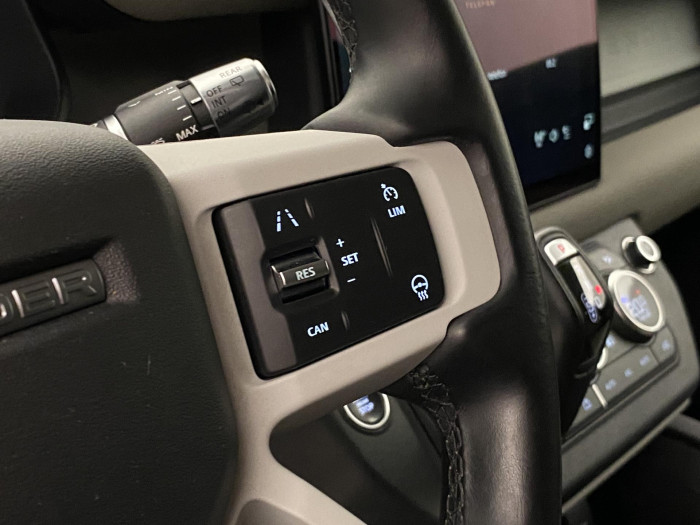 Land Rover Defender 110 D250 SE AWD AUT REZERVACE 3.0 d SE