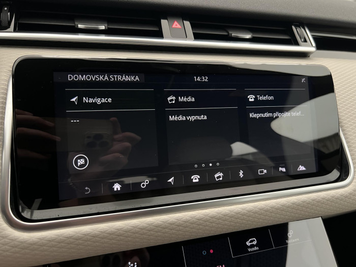 Land Rover Range Rover Velar D240 R-DYNAMIC S AWD AUT CZ 2.0 d Dynamic