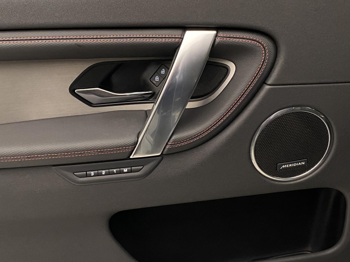 Land Rover Discovery Sport D200 R-DYNAMIC SE AWD AUT 2.0 d Dynamic SE